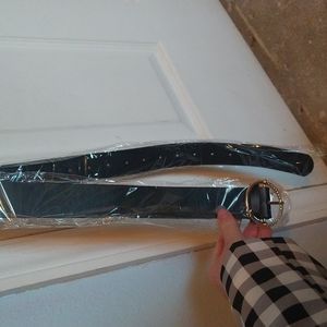 Black faux leather belt with gold buckle